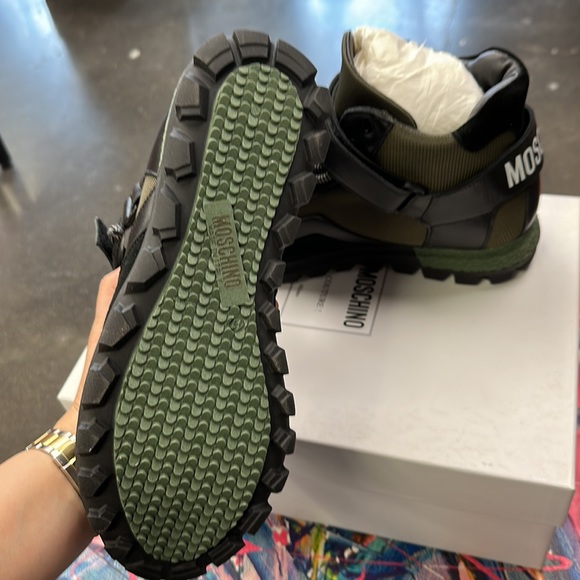 MOSCHINO - Picture 5 of 13